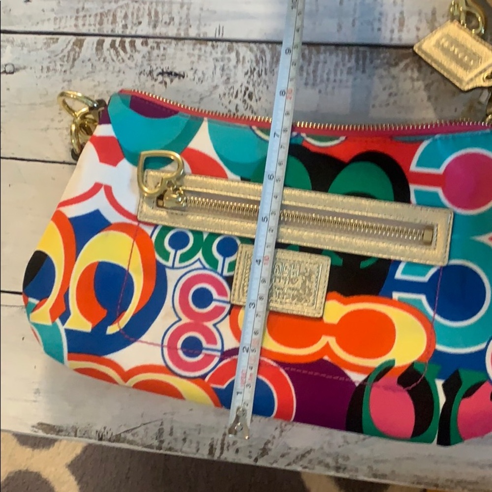 Authentic Coach multi color shoulder/ crossbody💕 - Picture 16 of 16